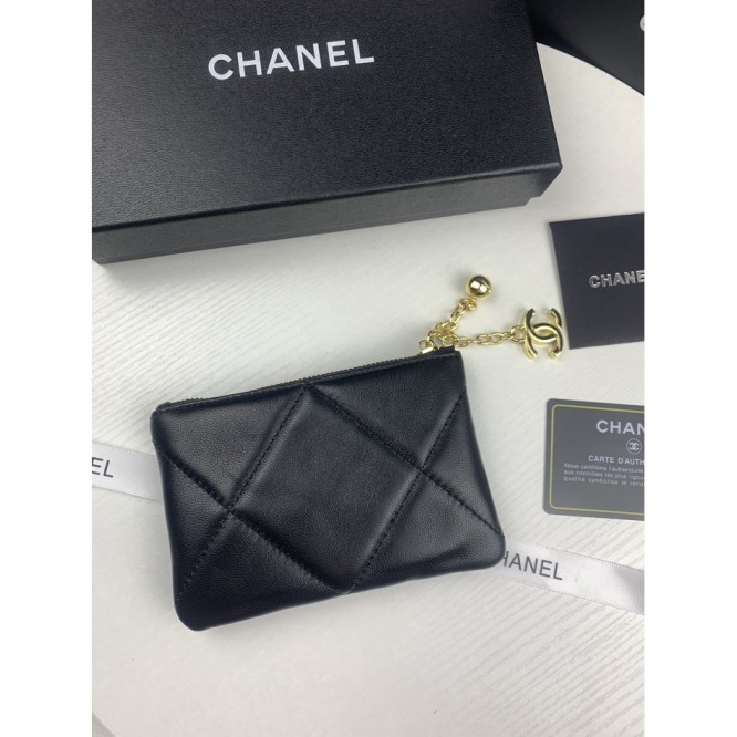 ChaneL・レザー コンチネンタルウォレット 財布 折財布